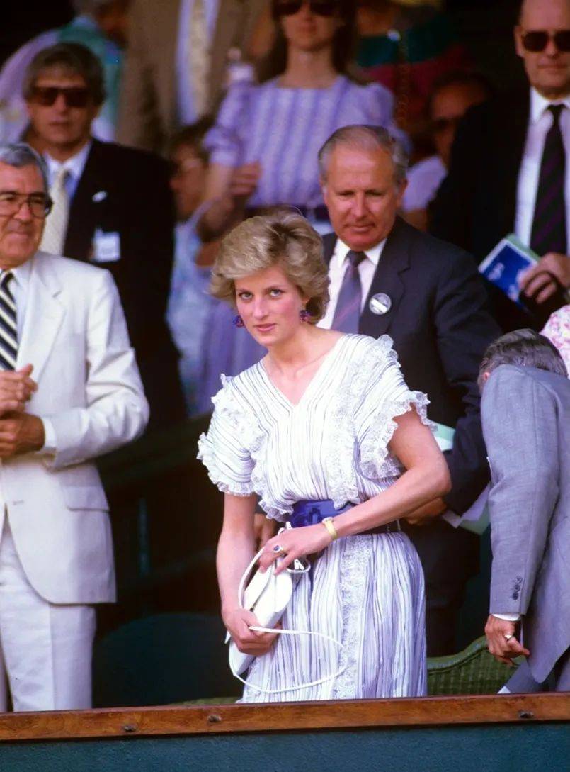 詹姆斯、库里携手勇士？最后一次梦幻联盟即将成真